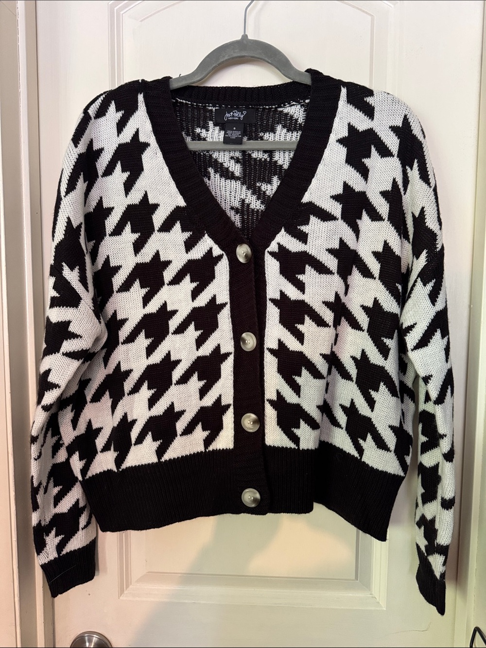 Just Polly Black & White Houndstooth V-Neck Cardigan woman’s Sweater
